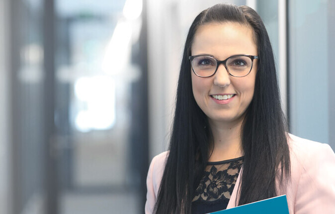 Stefanie Schulz, Personalreferentin